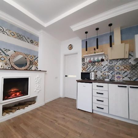 2 Bdr Apartment Near Gorky Park, Center Charków Zewnętrze zdjęcie