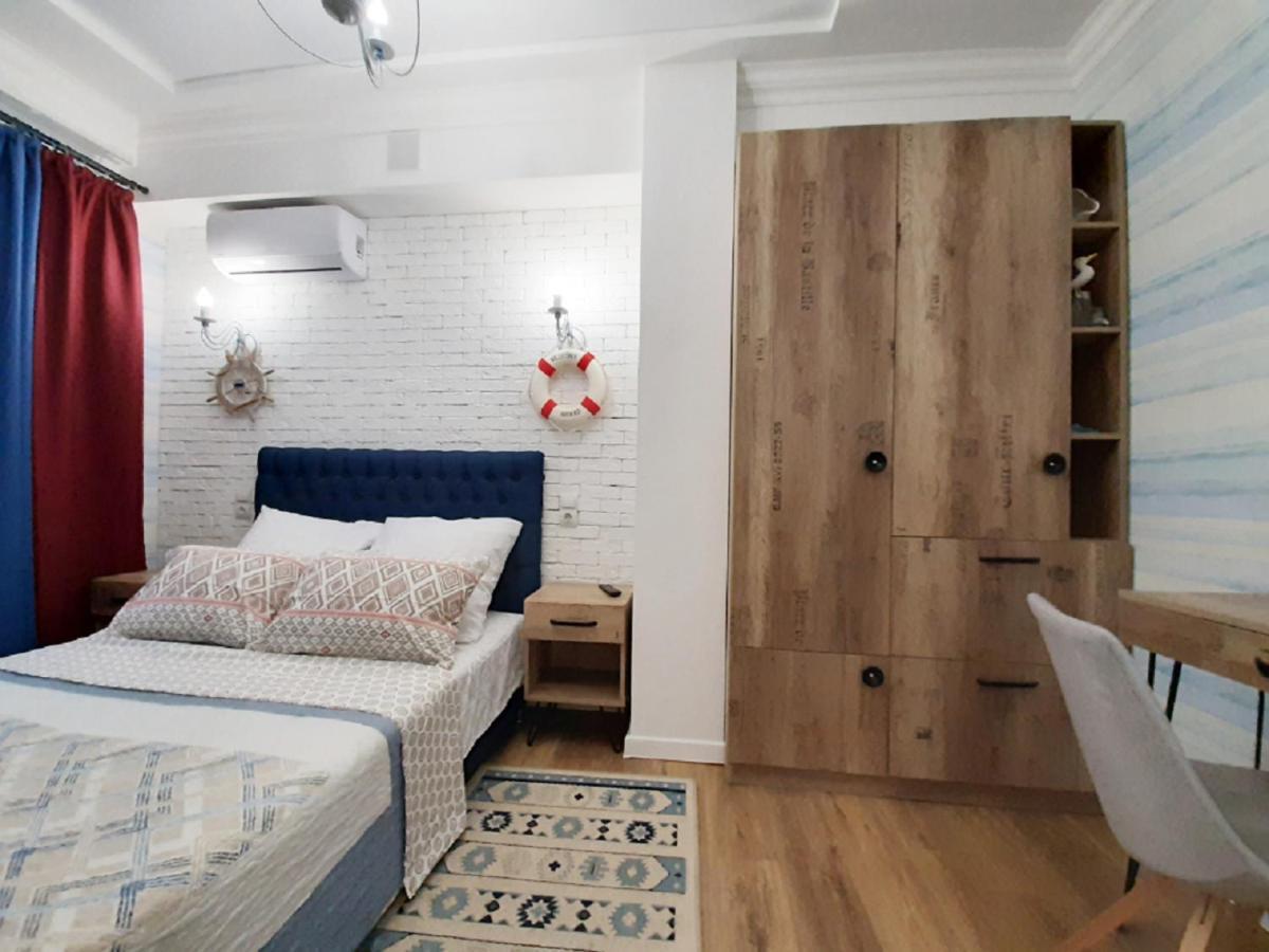 2 Bdr Apartment Near Gorky Park, Center Charków Zewnętrze zdjęcie